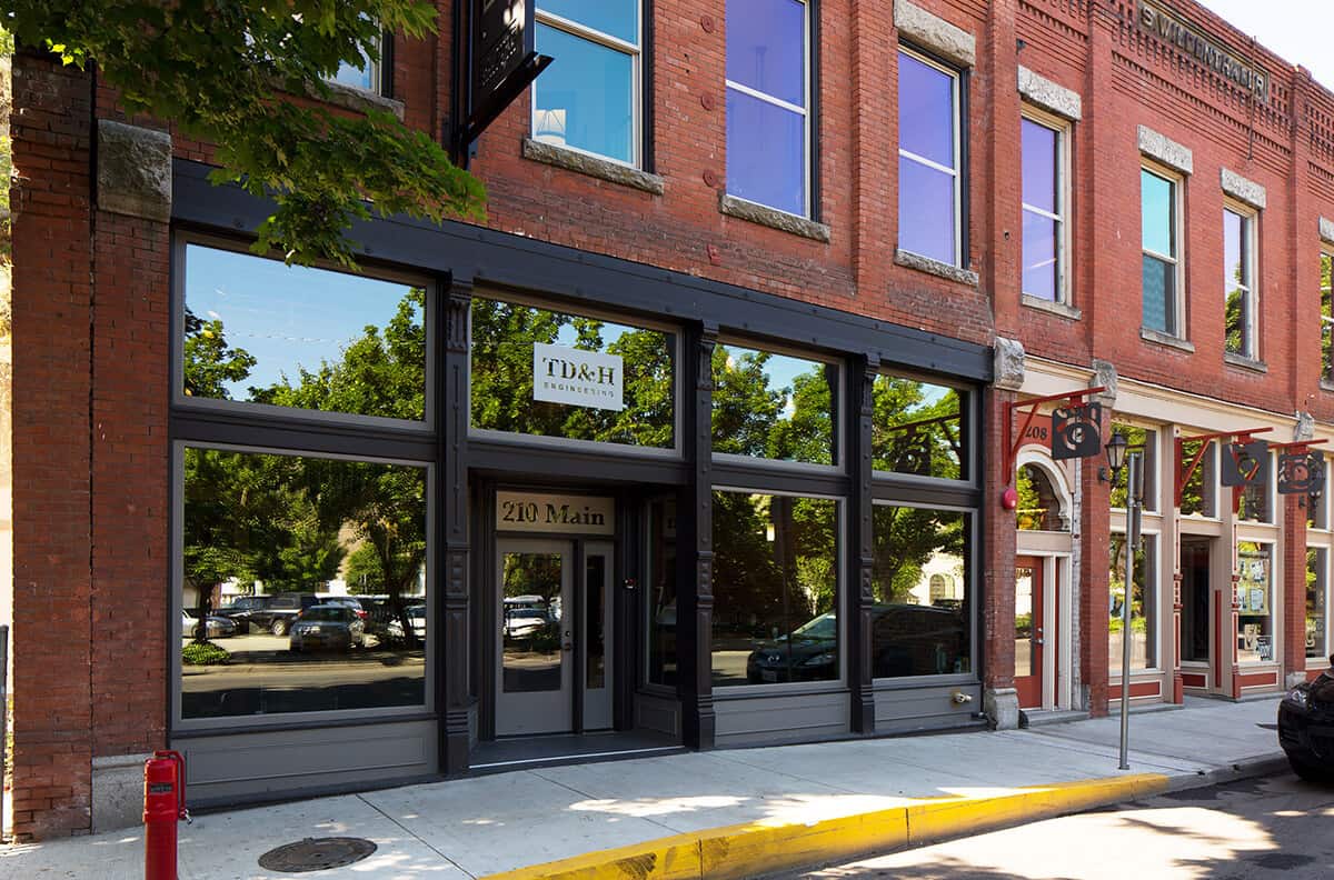 TD&H Engineering Arnzen Building Construction, Inc