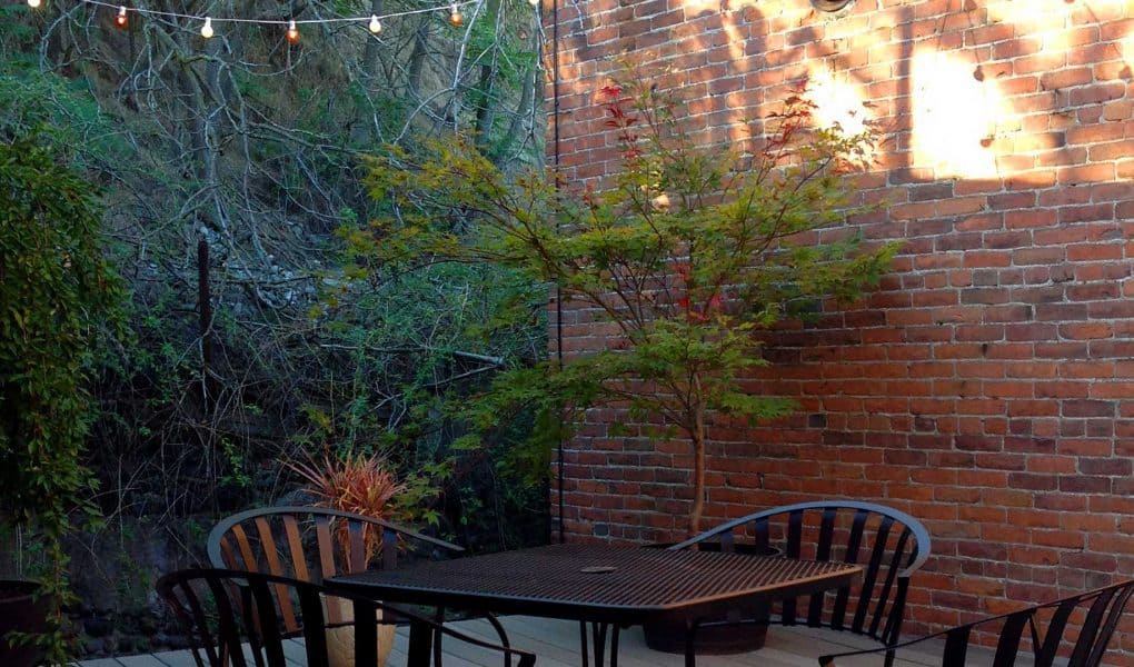 Northwest Media Arnzen Building Construction, Inc